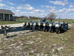 Kinze 2300 Planter 