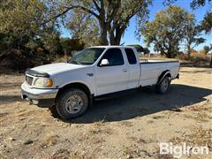 2000 Ford F150 XLT 4x4 Extended Cab Pickup 