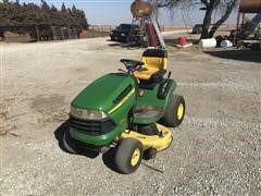 John Deere LA110 Automatic Riding Lawn Mower 