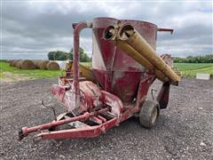 New Holland 357 Grinder Mixer 