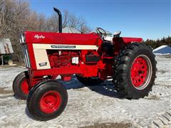 1972 International 1066 Hydro 2WD Tractor 