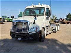 2009 Freightliner Cascadia 125 T/A Truck Tractor 