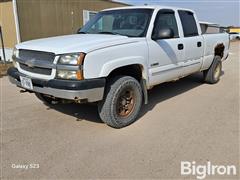 2004 Chevrolet Silverado 2500 4x4 Crew Cab Pickup 