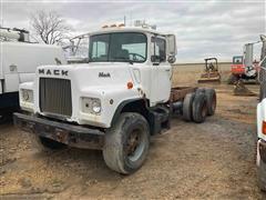 1979 Mack DM685S T/A Cab & Chassis 