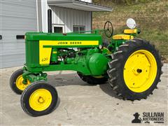 1957 John Deere 620 2WD Tractor 