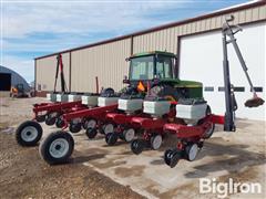 AGCO White 6738 8R36 Planter 