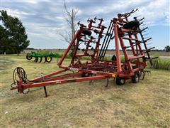 Hesston 2210 Field Cultivator 