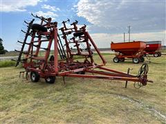 items/871501dd5b36ee11a81c0022488cca71/hesston2210fieldcultivator-19_64199ca2062141968998a9cb8f9bc150.jpg