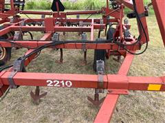 items/871501dd5b36ee11a81c0022488cca71/hesston2210fieldcultivator-19_7484de820a3d4f668829de103383851a.jpg