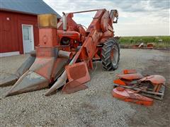 Allis-Chalmers WD-45 2WD Tractor W/AC 170 2-Row Mounted Corn-Picker 