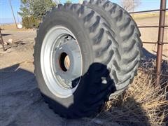 18.4R42 Tires & Wheel Centers For Case IH Magnum 