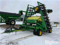 John Deere 1990S Air Seeder 