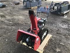 Honda HS724 Tracked Snow Blower 