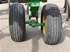 items/87bb35e7f547ed1197b00003fff9401b/johndeere2410chiselplow-4_10570bf84b664d0b88eeb4c950ae9bf5.jpg