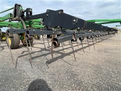 items/87bb35e7f547ed1197b00003fff9401b/johndeere2410chiselplow-4_1960099dfa8349ab80262638ad08669d.jpg