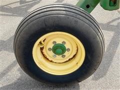 items/87bb35e7f547ed1197b00003fff9401b/johndeere2410chiselplow-4_7ce159fb6d23416894ca6c1ca4480e34.jpg