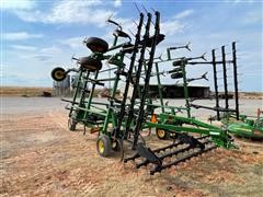 items/87bb35e7f547ed1197b00003fff9401b/johndeere2410chiselplow-4_a189b7a33b0849018fa9bf400450c2e0.jpg