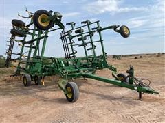 items/87bb35e7f547ed1197b00003fff9401b/johndeere2410chiselplow-4_bf7b7ea2070c414aa53d72f435cf89b9.jpg