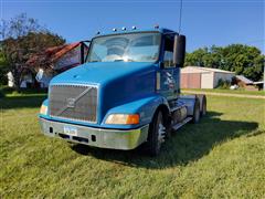 1999 Volvo VN64T T/A Truck Tractor 