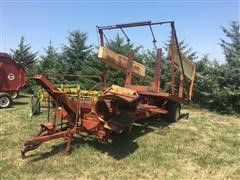 New Holland Stackliner 1010 Bale Wagon 