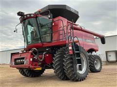 2011 Case IH 7088 2WD Combine 