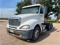 2005 Freightliner Columbia 120 T/A Truck Tractor 