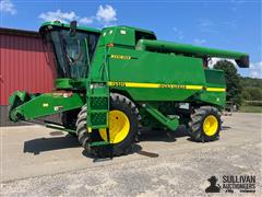 1998 John Deere 9510 Maximizer 4WD Combine 