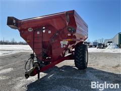 J&M 875-18 Grain Cart 