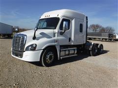 2016 Freightliner Cascadia T/A Truck Tractor 