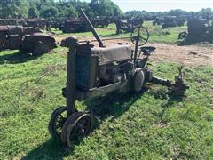 John Deere B 2WD Tractor 