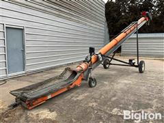 2013 Batco 1535FLTD Grain Conveyor W/ Hopper 