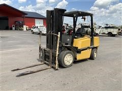 Yale GLP080LGNGBE088 8,000# LP Forklift 