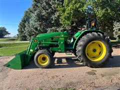 items/8a758f2e304bee11a81c000d3a618ce0/1992johndeere53002wdtractorwloader_b466bc053a904b92a82187e1e4dadd06.jpg