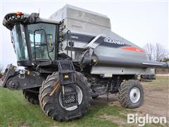 2011 Gleaner R76 4WD Combine 