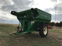 J&M 750-18 Grain Cart 
