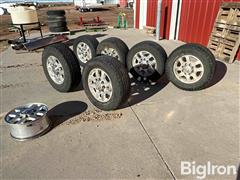 2001 Chevrolet 3/4 Ton Tires & Rims 