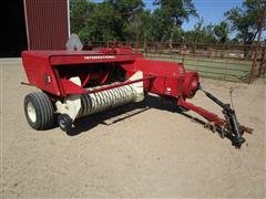 International 435T Twine Tie Square Baler 