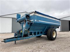 Kinze 840 Grain Cart 