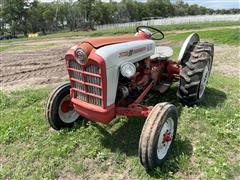 Ford 801 Powermaster 2WD Tractor 