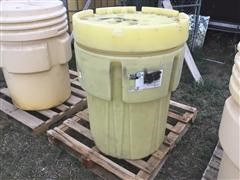 Align 95 Gallon Poly Drum With Screw On Lid 