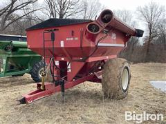 Ficklin CA15000 750-Bushel Grain Cart 