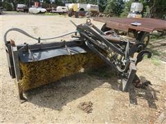 items/8bcd85b5ac084287a4997c188101b38d/caterpillarra25hydraulicwheelloaderbroom_7163a6460d4c43dbacd0115803f9dccb.jpg