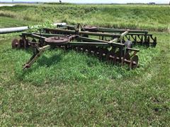 John Deere Pull-Type Disk 