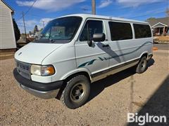 1997 Dodge Ram 2500 Full Sized Van 