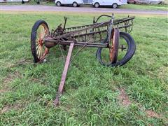 John Deere 594 Pull Behind Hay Rake 