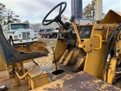 items/8c35b000c552eb118fed00155d72eb61/case680-ctractorandbackhoe_19a645138b2e4354a9d8599d016b535f.jpg