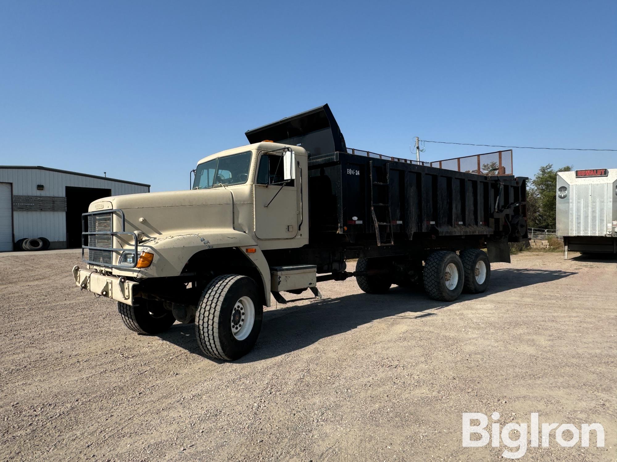 1992 Freightliner FLD120 T/A Manure Spreader Truck 