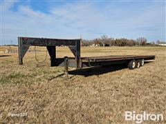 1940 Nabors Trailers, Inc Tri/A Flatbed Trailer 