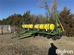 John Deere 1750 8R30 Planter 