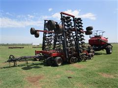 Case IH SDX 40 Air Seeder And ADX2230 Commodity Cart 